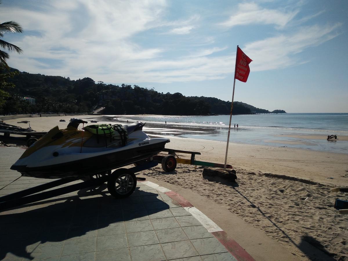 Готель White Sky Boutique Patong Екстер'єр фото