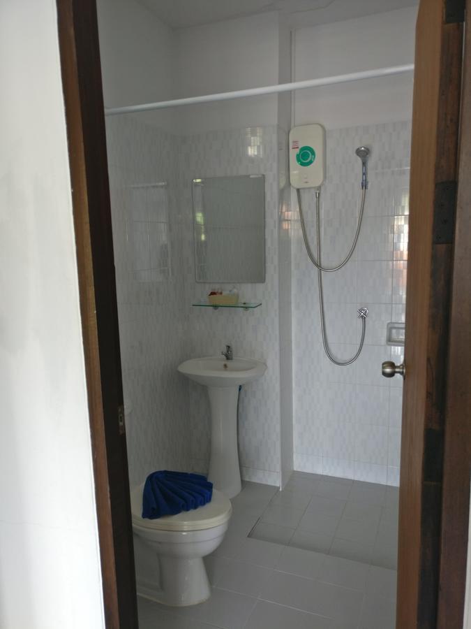 Готель White Sky Boutique Patong Екстер'єр фото