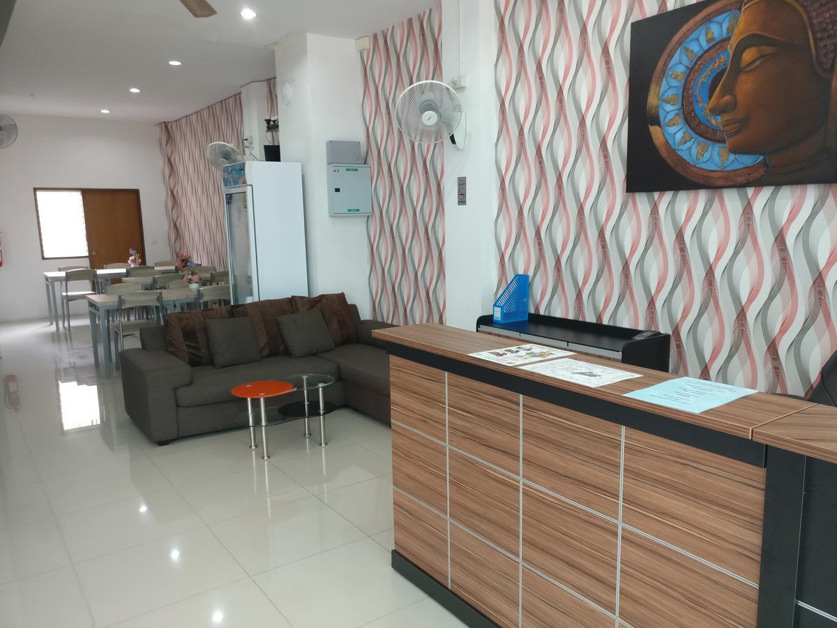 Готель White Sky Boutique Patong Екстер'єр фото