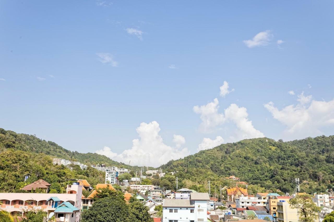 Готель White Sky Boutique Patong Екстер'єр фото